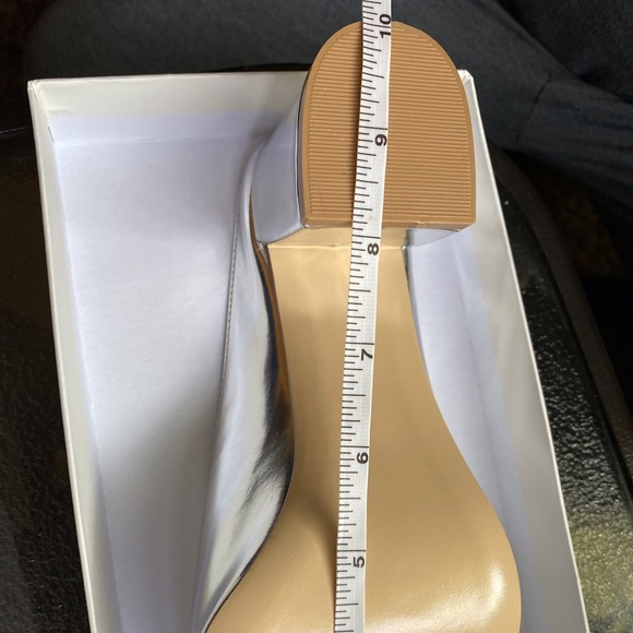 Maryam Nasser zadeh Silver metallic Mules SZ 9 /12 - Picture 5 of 6